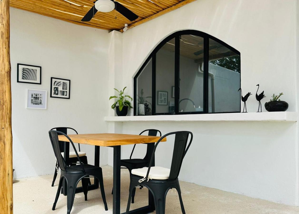 Las Guapas Villas Tamarindo Exterior photo