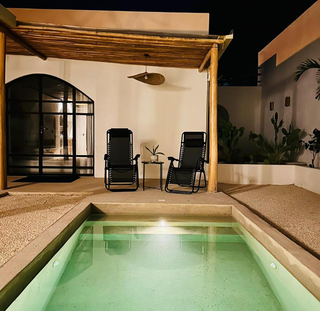 Las Guapas Villas Tamarindo Exterior photo