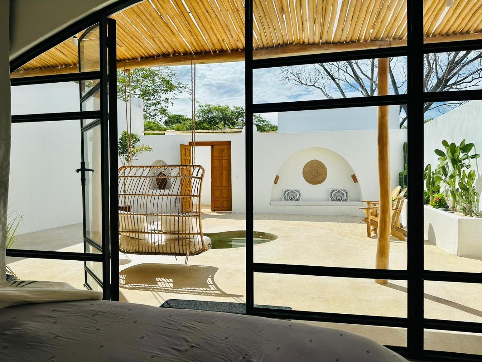 Las Guapas Villas Tamarindo Exterior photo