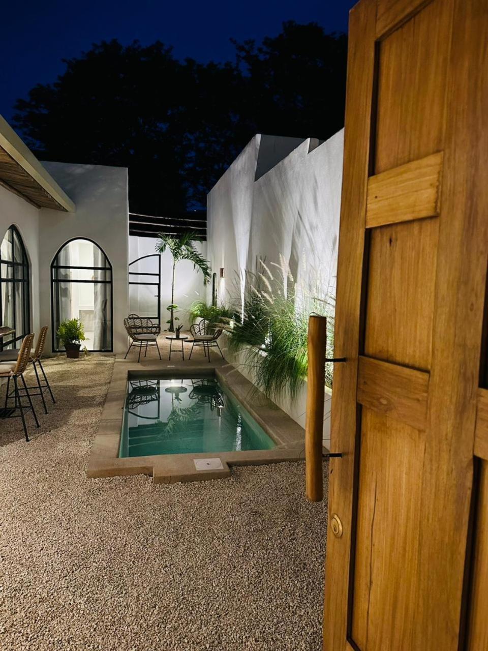 Las Guapas Villas Tamarindo Exterior photo