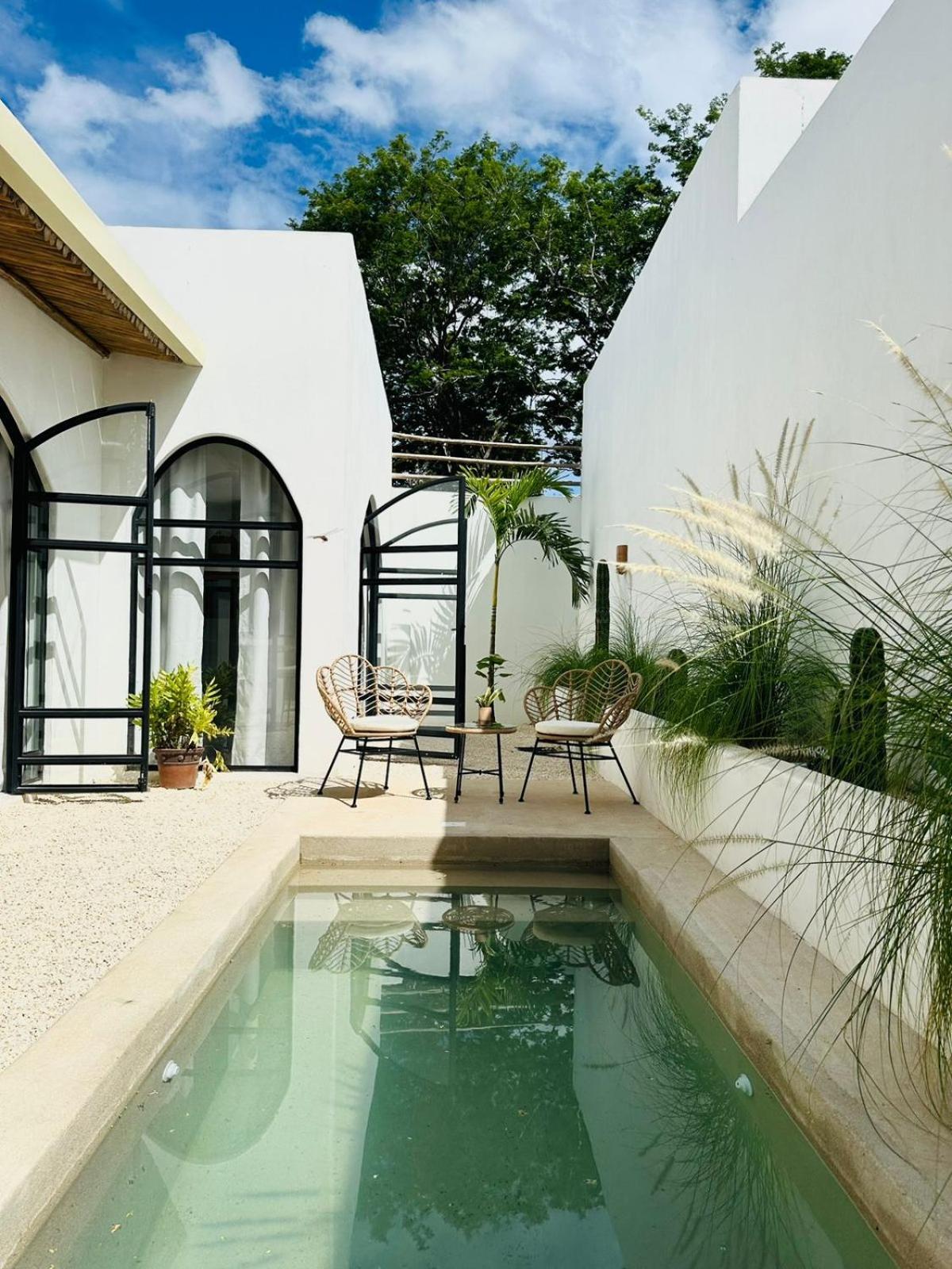 Las Guapas Villas Tamarindo Exterior photo