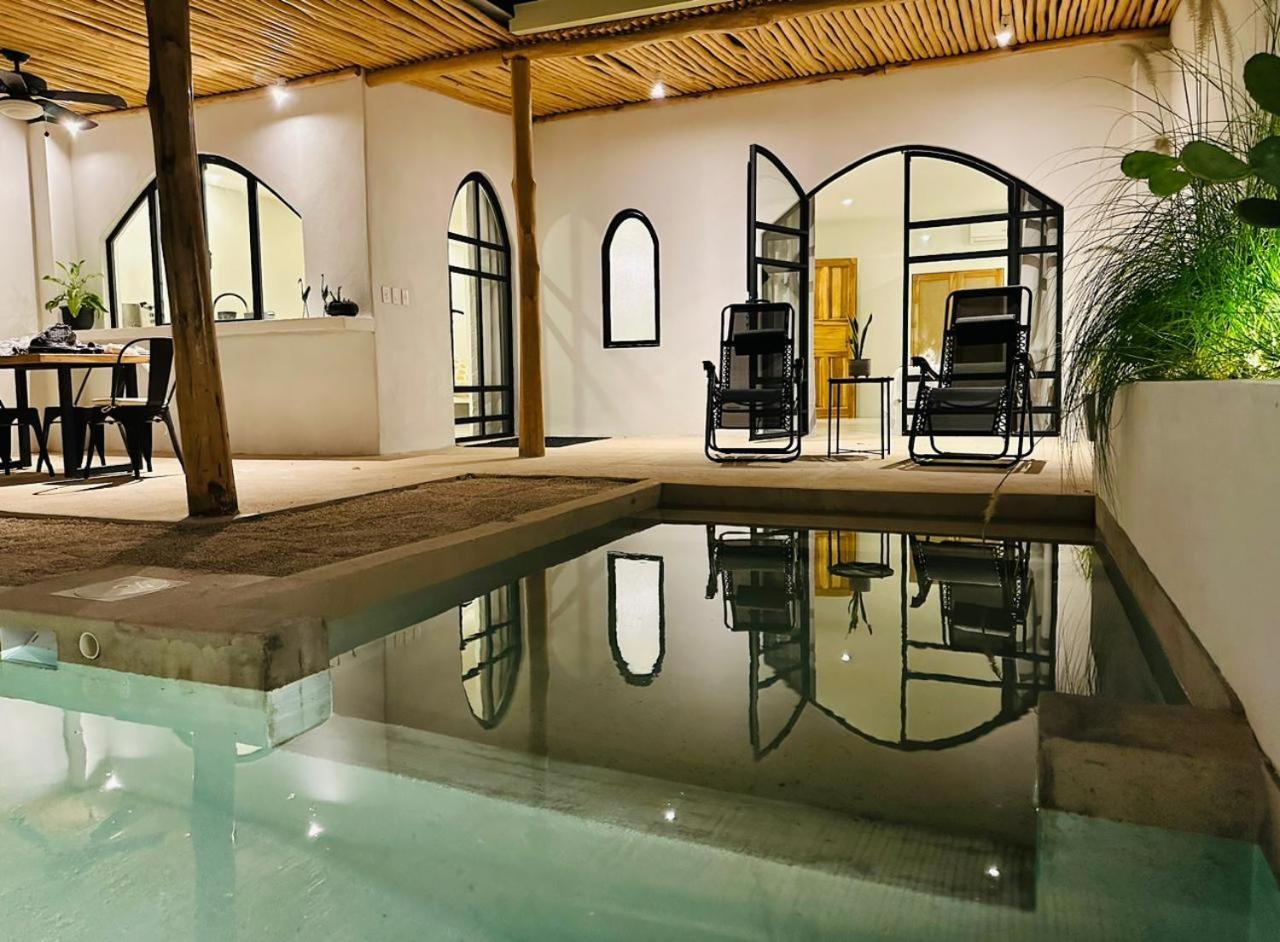 Las Guapas Villas Tamarindo Exterior photo