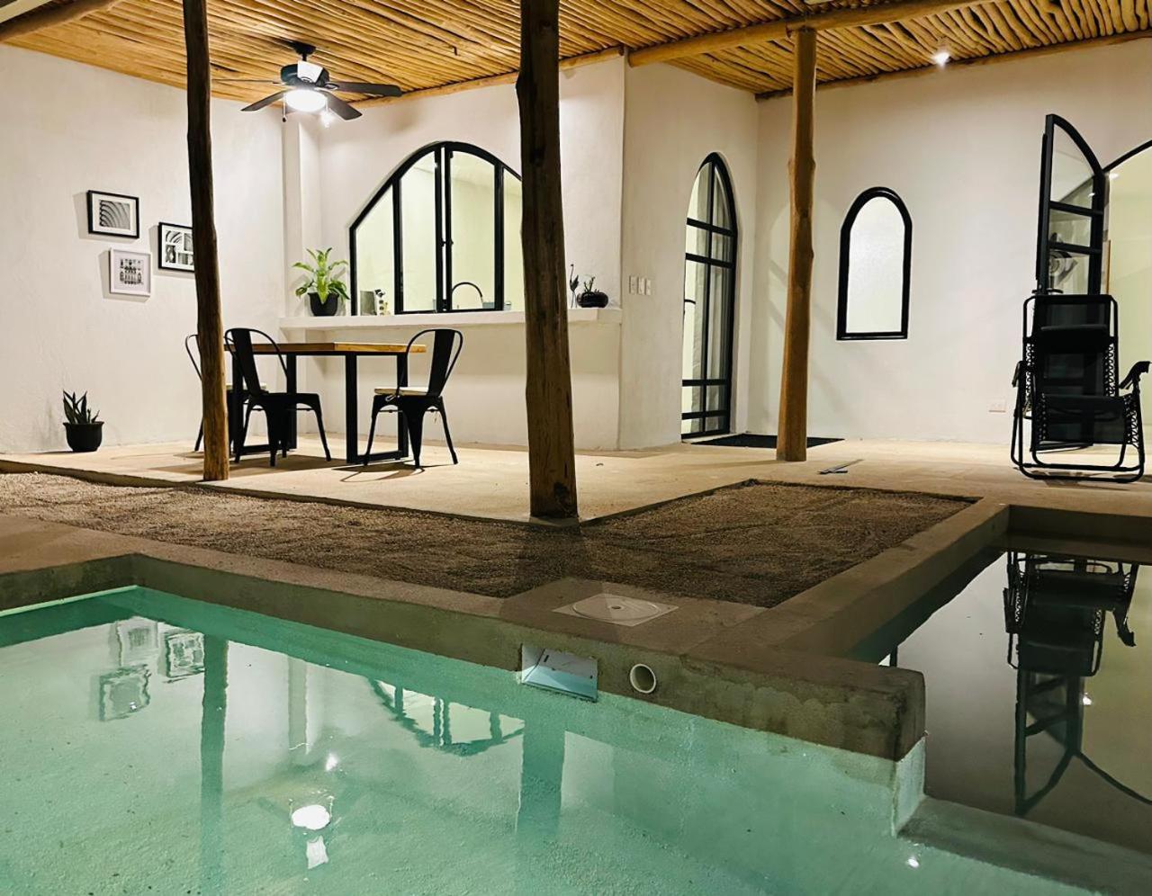 Las Guapas Villas Tamarindo Exterior photo